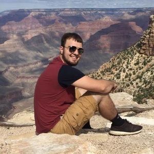 Meet your Posher, Logan